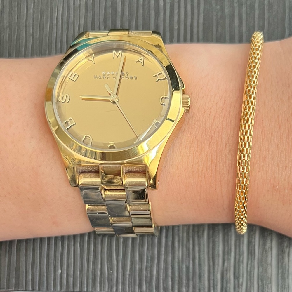 Marc Jacobs Gold Women's Watch EUC